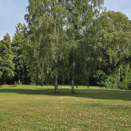 Domaine De Montecourt *